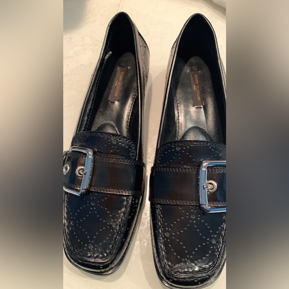 Women’s Authentic Black Louis Vuitton Loafers